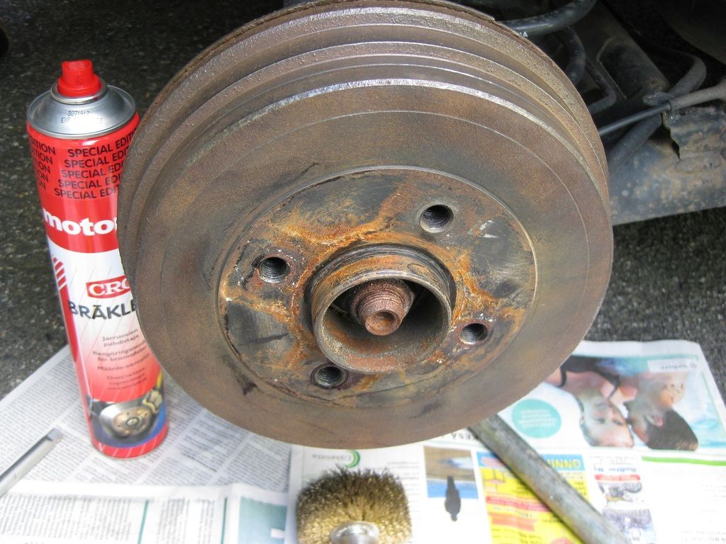 Brake%20drum_2_zpsb410jp9g.jpg