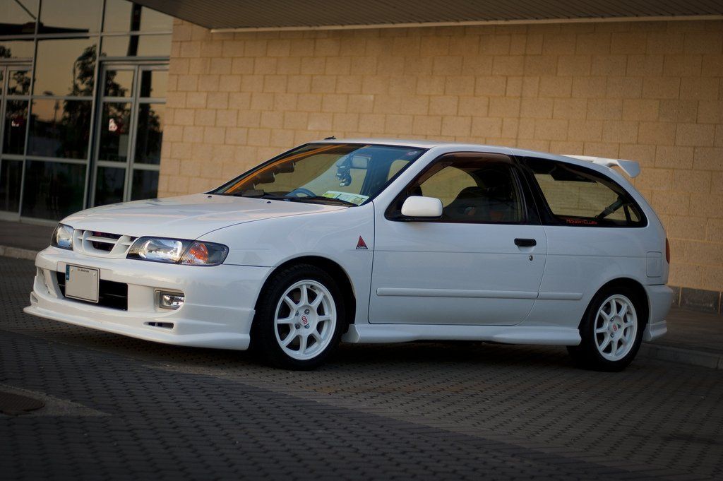 nissan_pulsar_vz-r_n1jpg.jpg