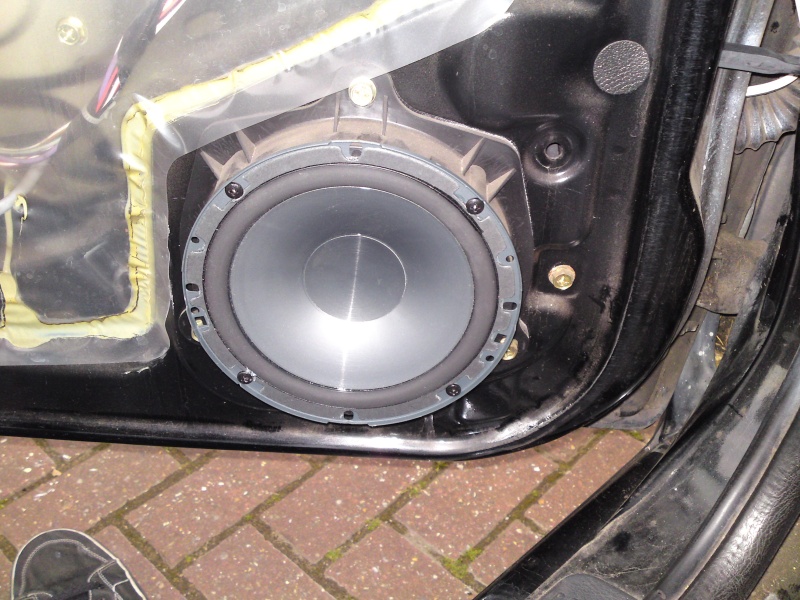 speakers2.jpg