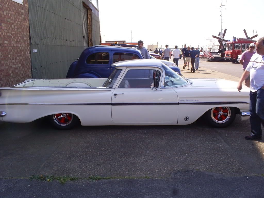 Carshow013_zpsac171b9c.jpg