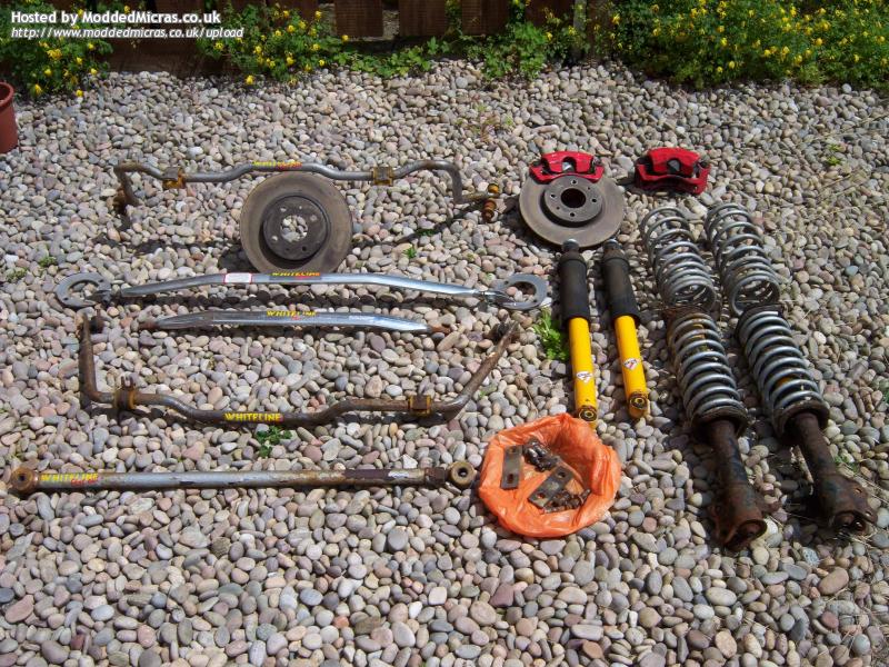 9-Whiteline-kit2.jpg