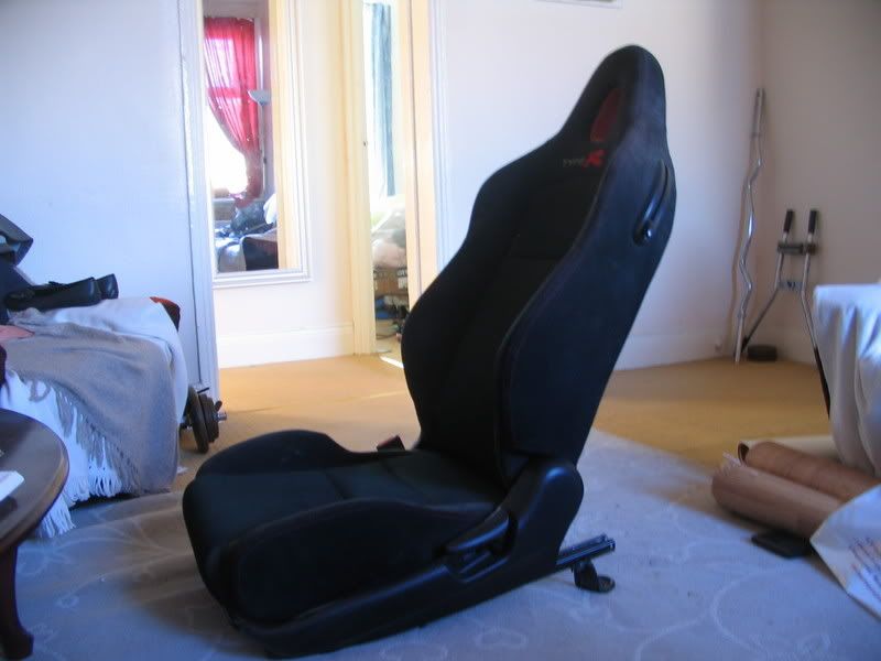 typerseats003.jpg