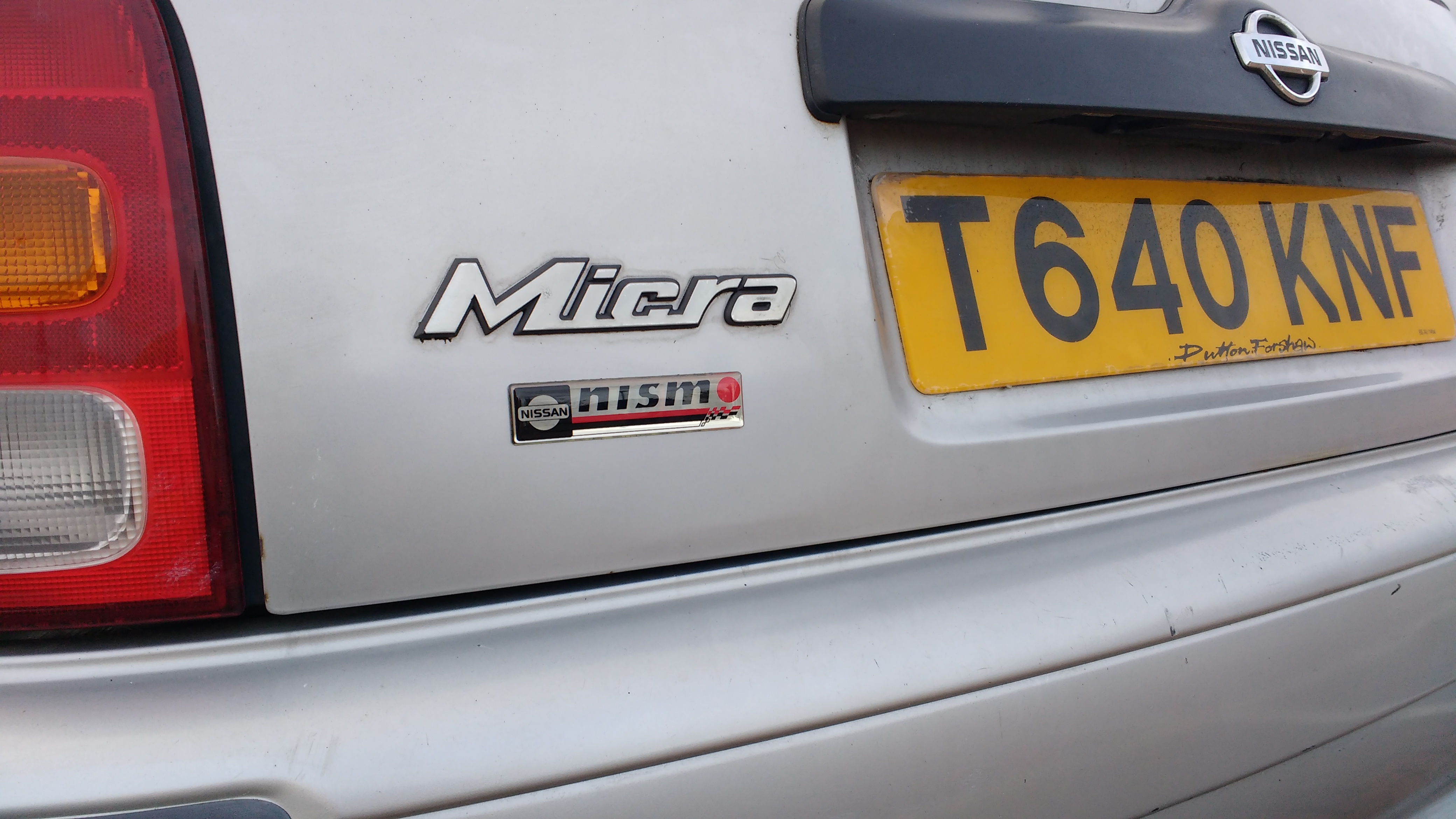 r7m6FIS.jpg