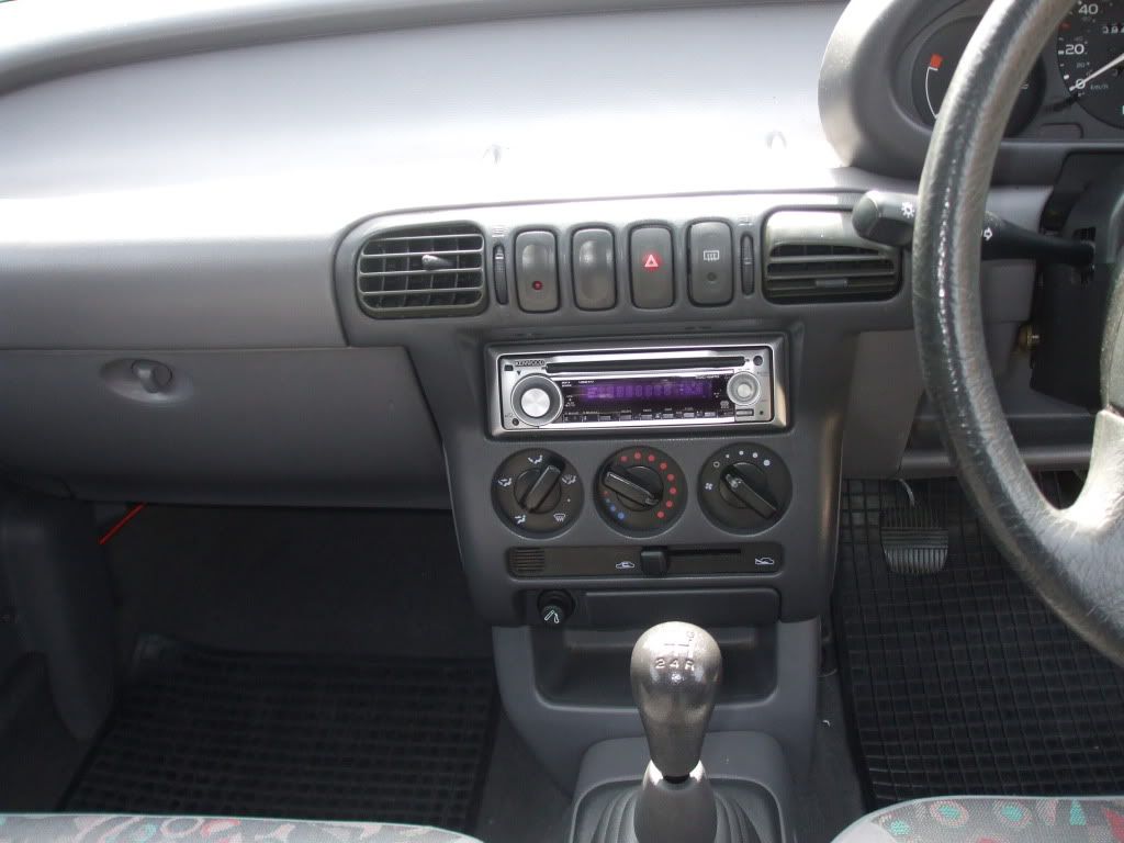 car006.jpg