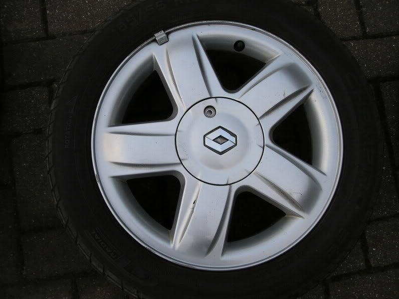 stolenclio4.jpg