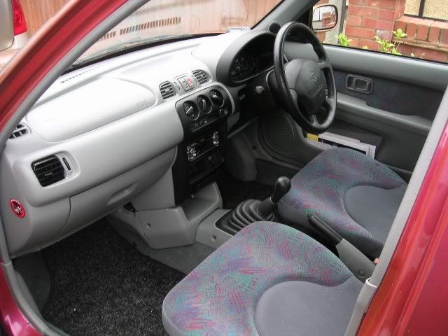 micra_interior.jpg