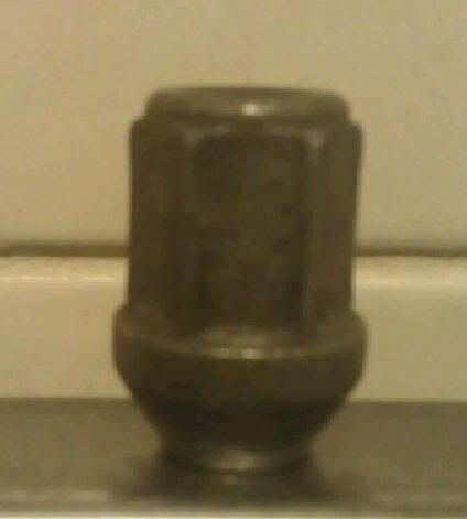 lugnut2.jpg