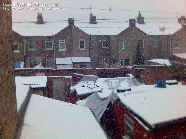 20-snowing.jpg