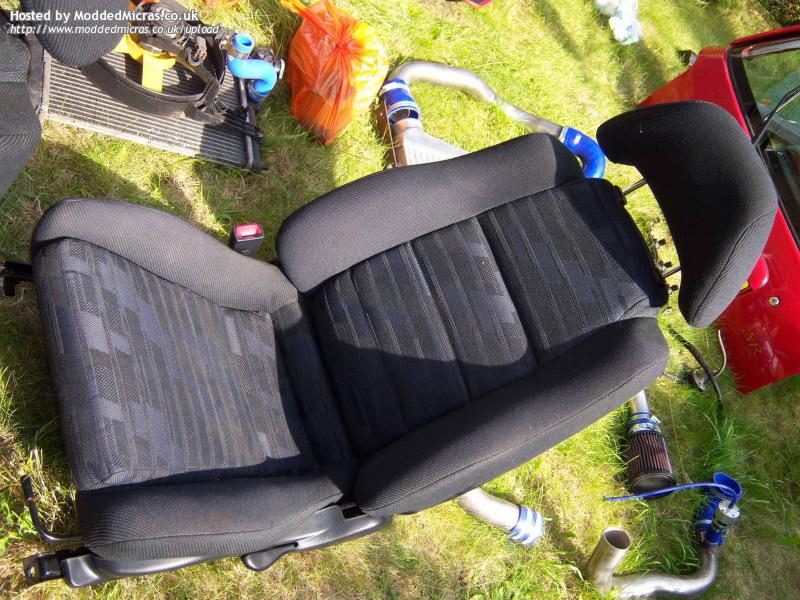 12-MR2_seat2.jpg