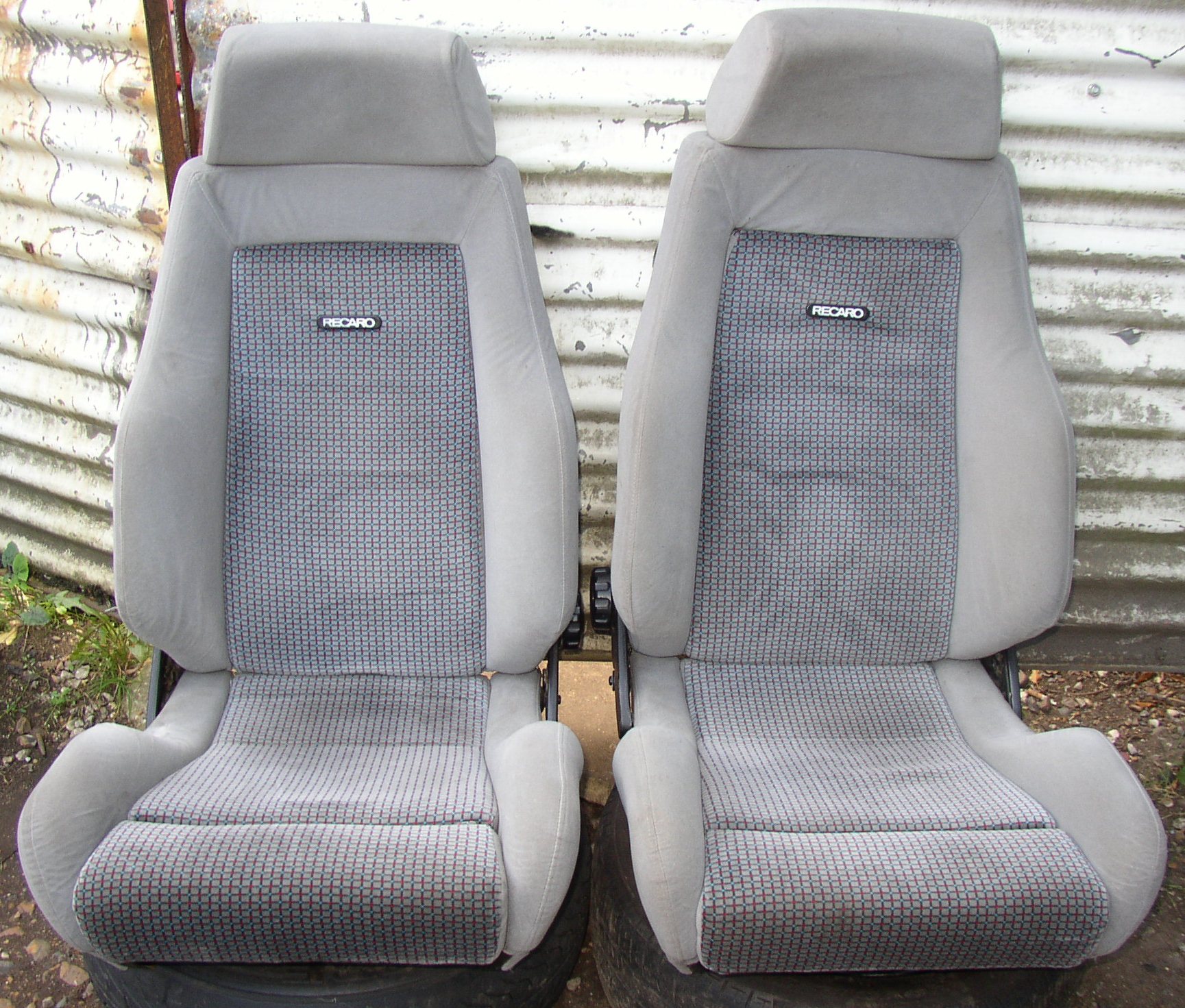 Recaros%2090%20spec%20front%20view%20big%20image.JPG