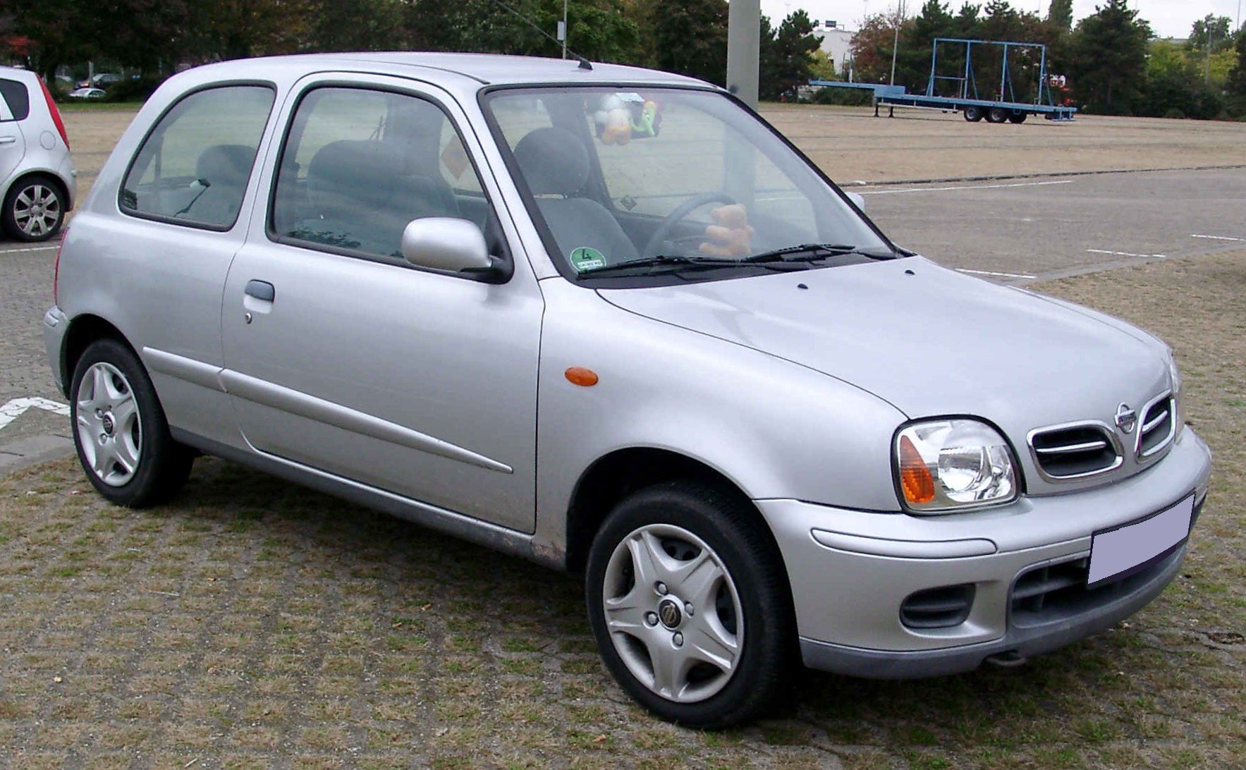 Nissan_Micra_front_20081017.jpg