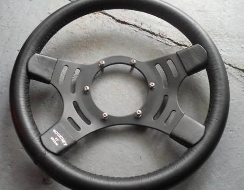 newsteeringwheel.jpg