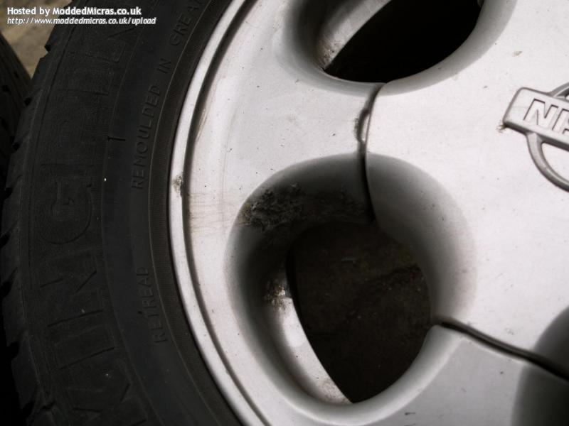 8-wheel3bubbles.JPG