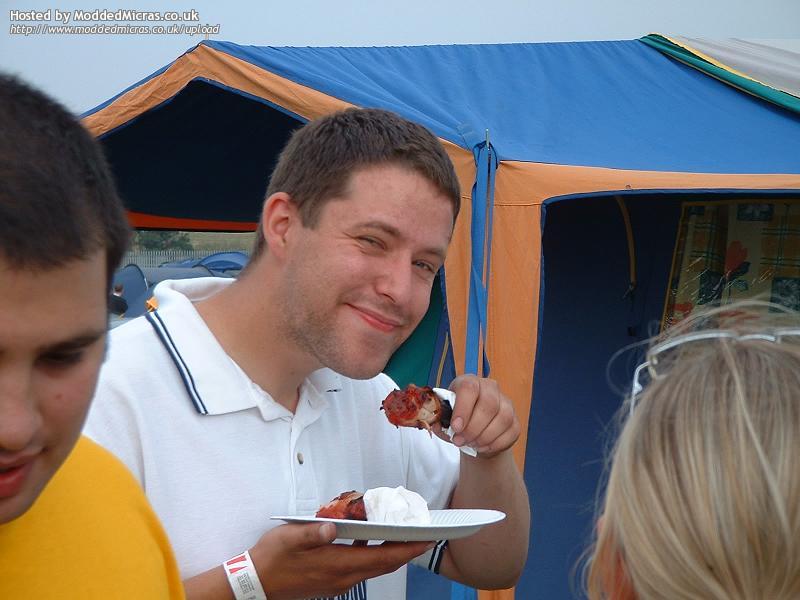 25-ed-eat.JPG