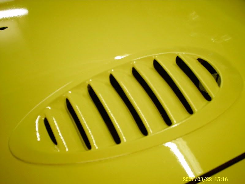 yellowvent.jpg