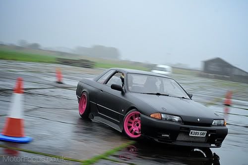skyliner32gtst550bhp.jpg