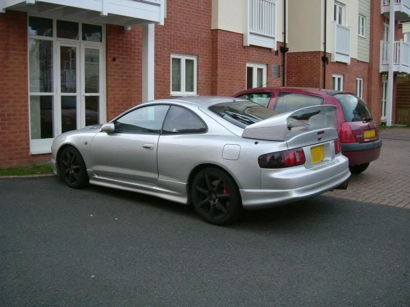 RearNearsideLeft.jpg