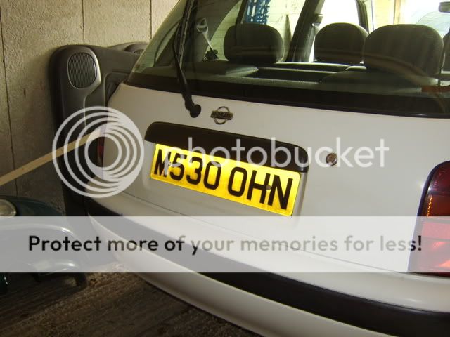 De-stickered02.jpg
