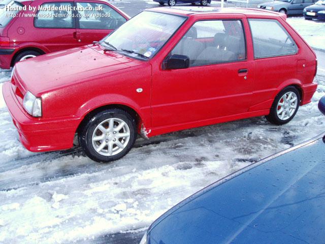 13-me%20motor%20in%20the%20snow.side%20view%20ns.JPG