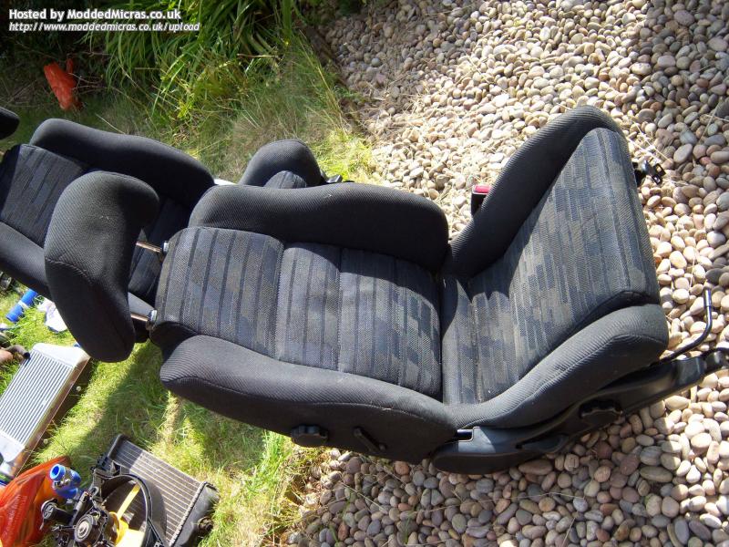 3-MR2_seat.jpg