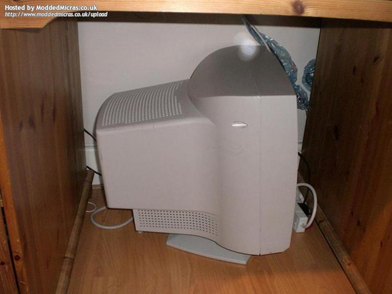 18-monitor%20photos.jpg