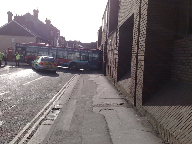 oopsbus.jpg