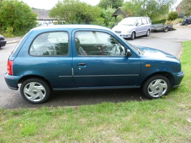 micra2002.jpg
